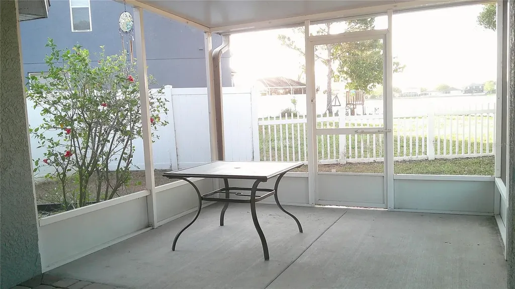 8512 Canterbury Lake Boulevard Tampa FL 33619