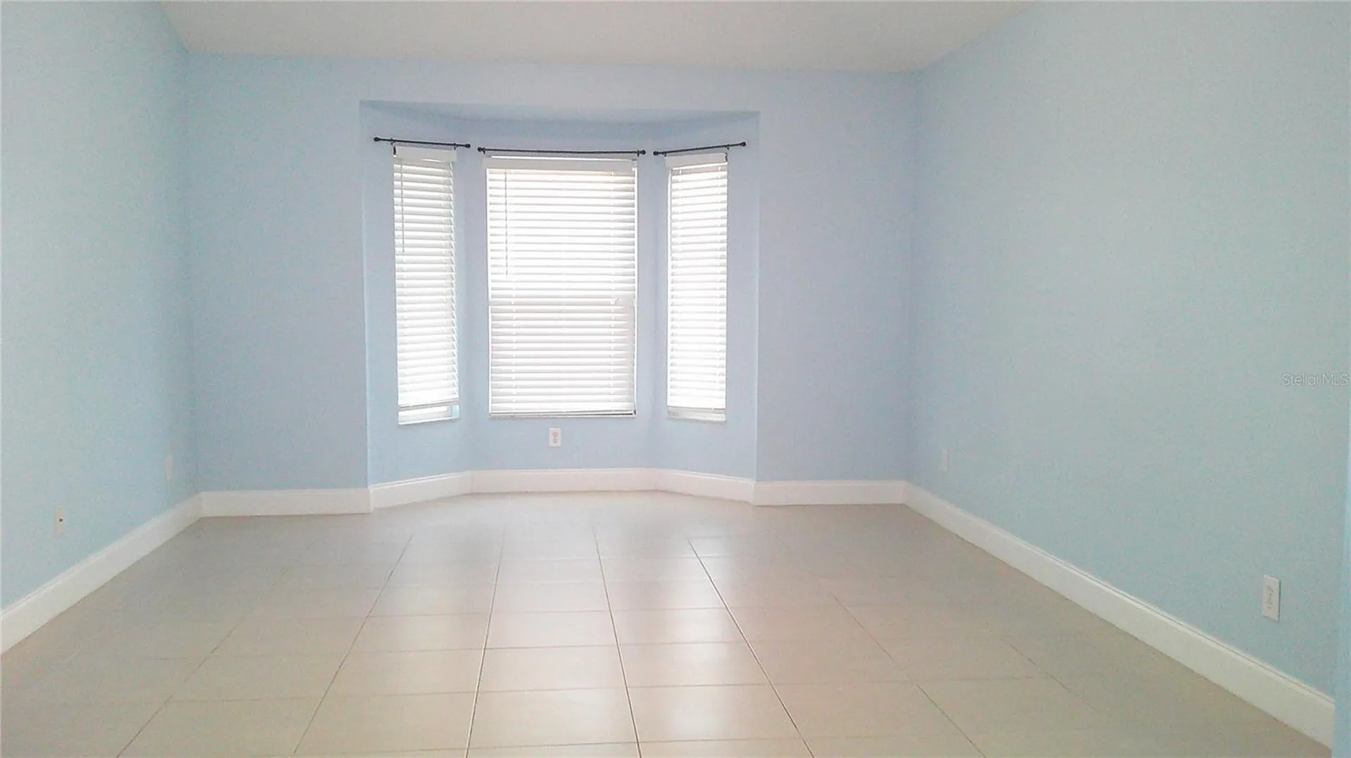 8512 Canterbury Lake Boulevard Tampa FL 33619