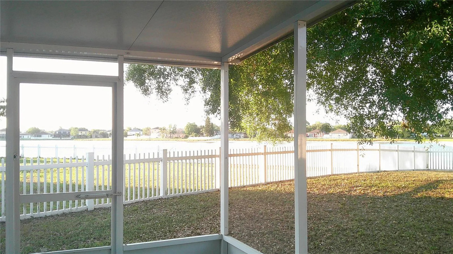 8512 Canterbury Lake Boulevard Tampa FL 33619