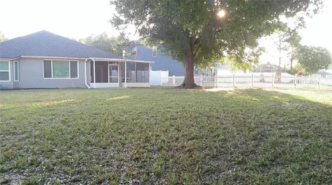 8512 Canterbury Lake Boulevard Tampa FL 33619