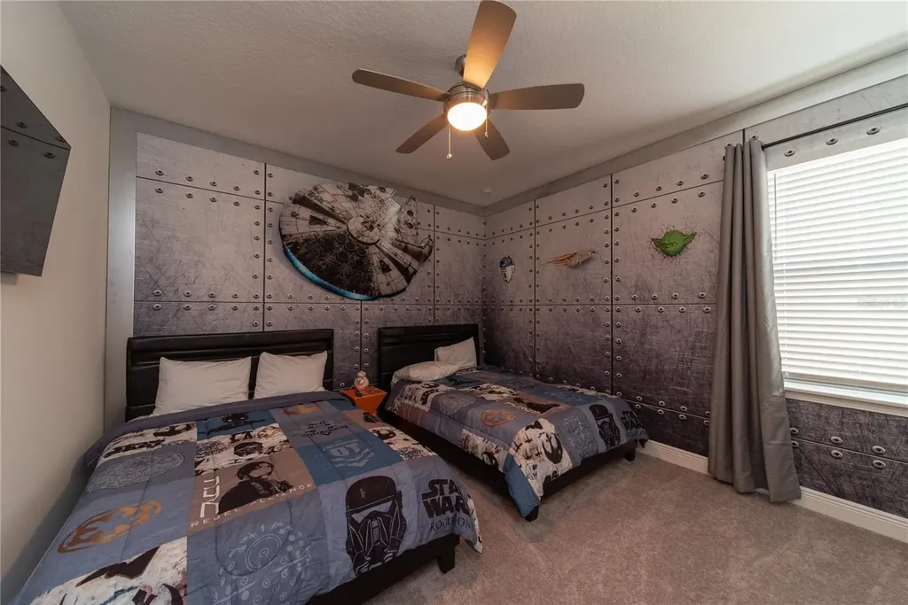 256 Auburn Avenue Kissimmee FL 34747