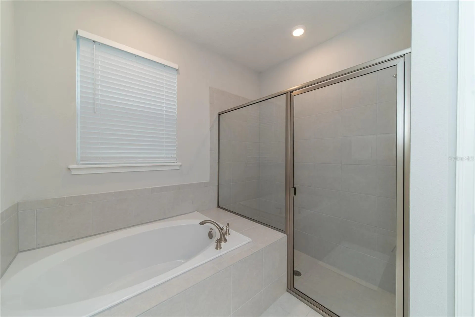 256 Auburn Avenue Kissimmee FL 34747