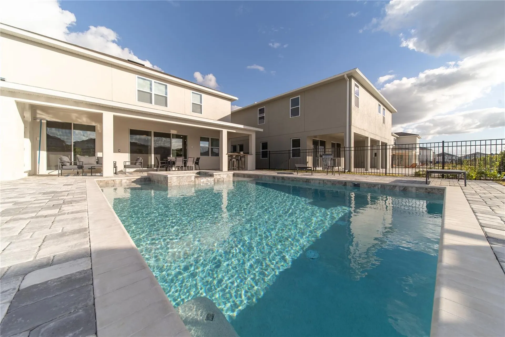 256 Auburn Avenue Kissimmee FL 34747