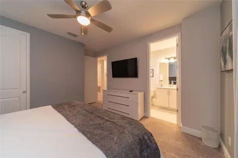 256 Auburn Avenue Kissimmee FL 34747
