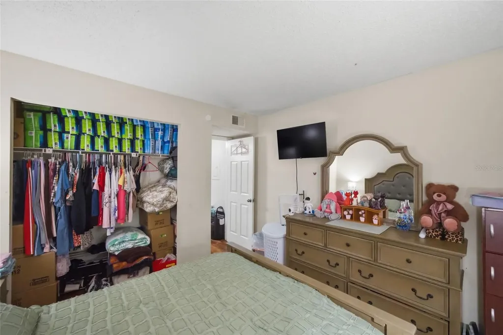 4005 Tumble Wood Trail Tampa FL 33613