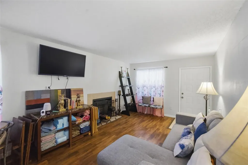 4005 Tumble Wood Trail Tampa FL 33613