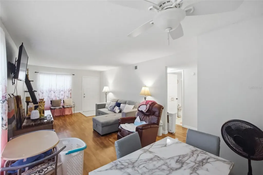 4005 Tumble Wood Trail Tampa FL 33613