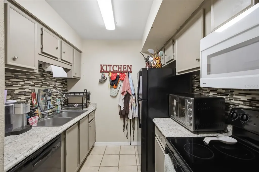 4005 Tumble Wood Trail Tampa FL 33613