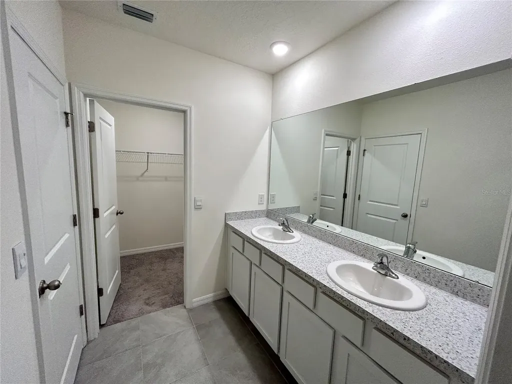 2946 Suncoast Plains Drive Odessa FL 33556