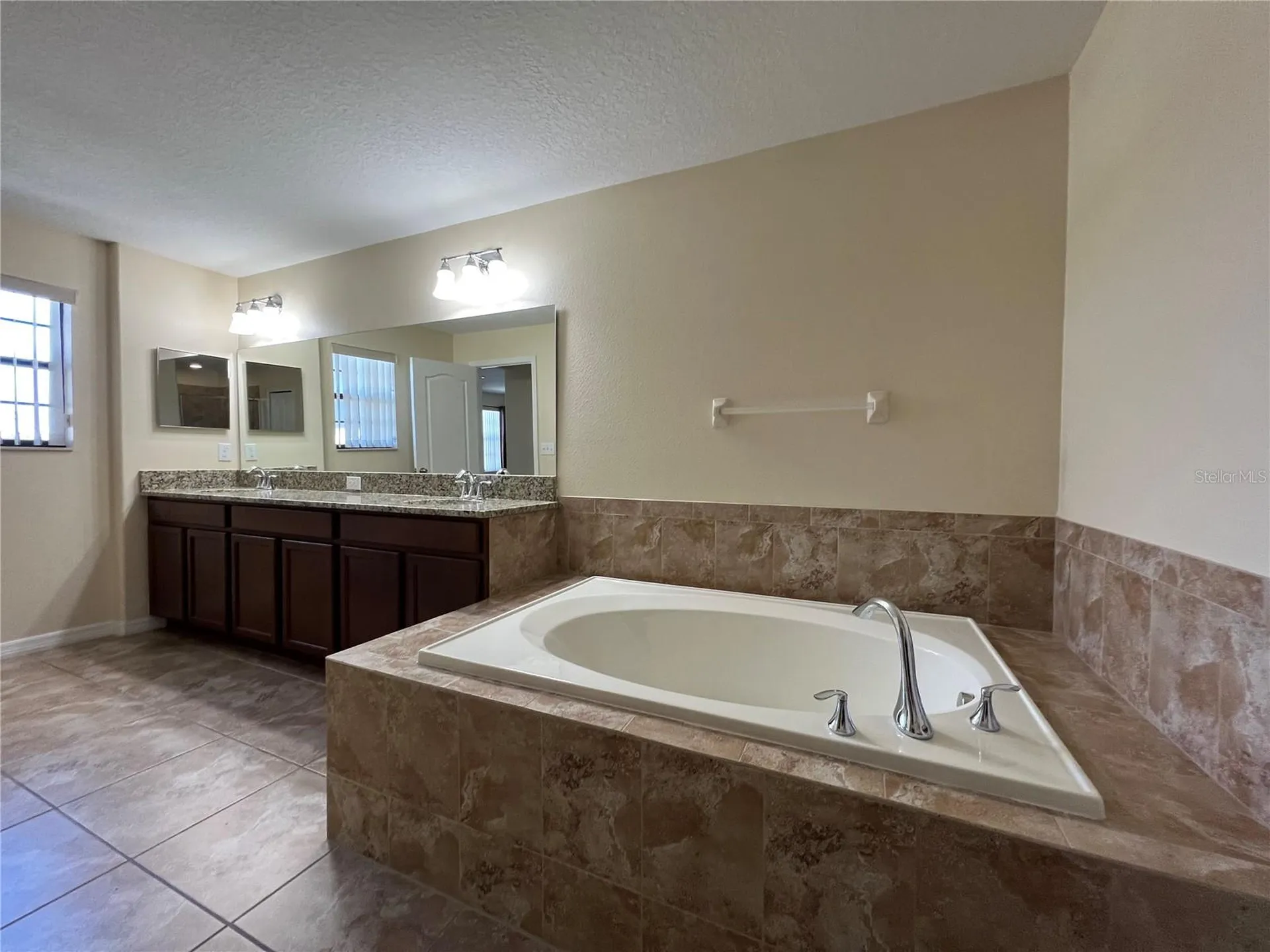 20010 Date Palm Way Tampa FL 33647