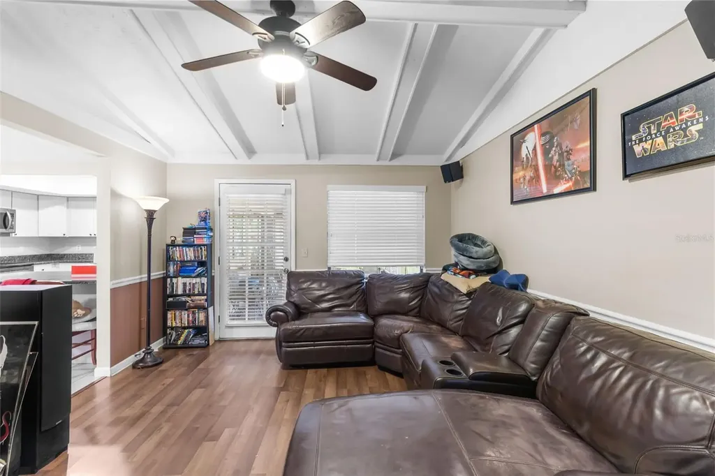 705 Herlong Court Brandon FL 33511