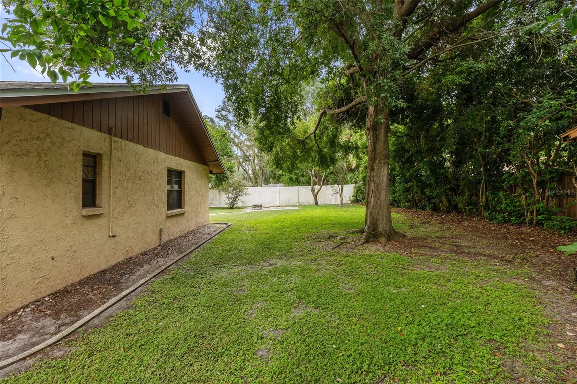 705 Herlong Court Brandon FL 33511