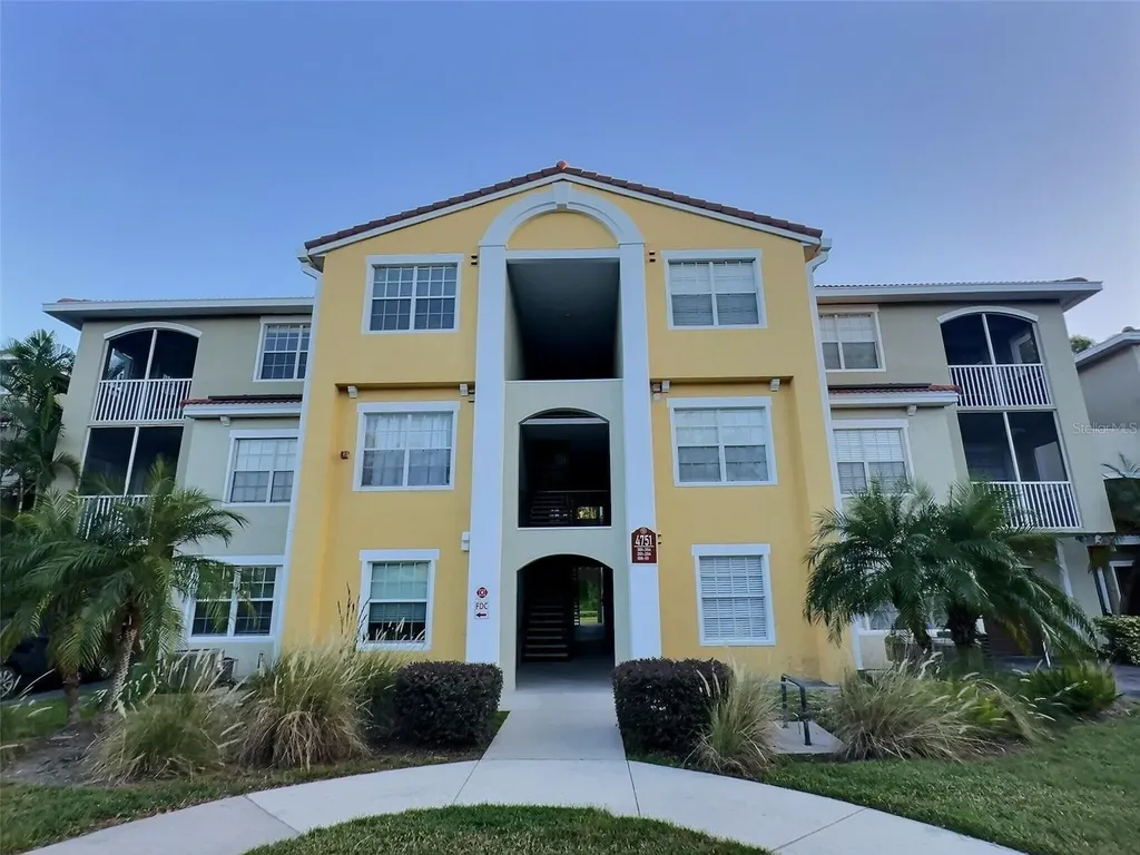 4751 Travini Circle Sarasota FL 34235
