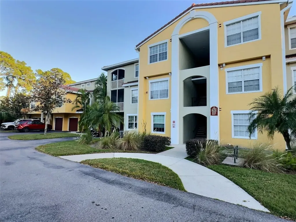 4751 Travini Circle Sarasota FL 34235