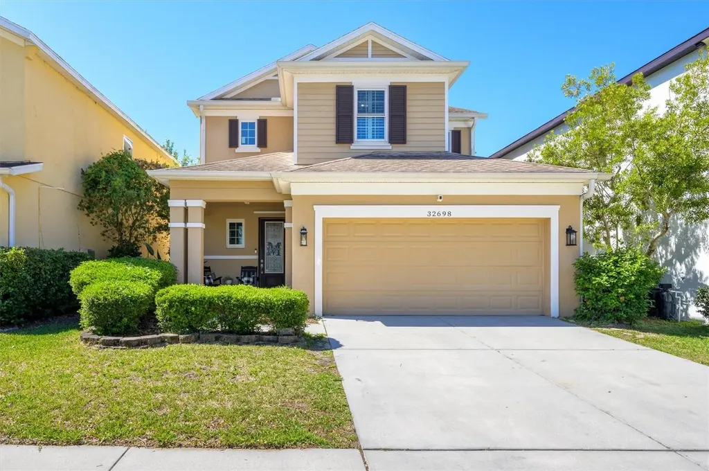 32698 Windelstraw Drive Wesley Chapel FL 33545