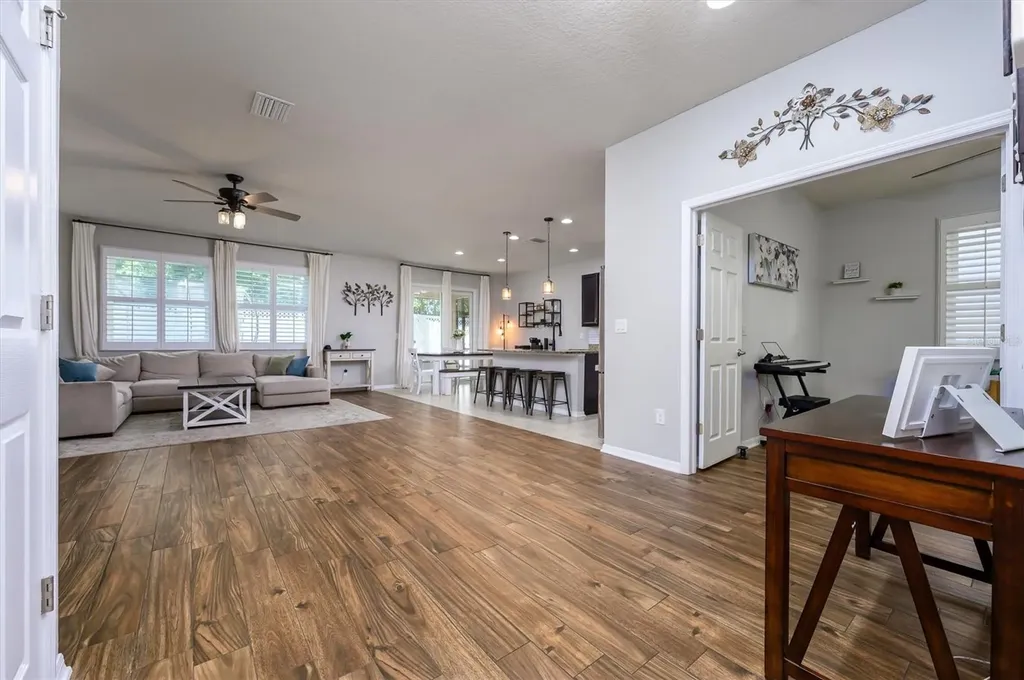 32698 Windelstraw Drive Wesley Chapel FL 33545