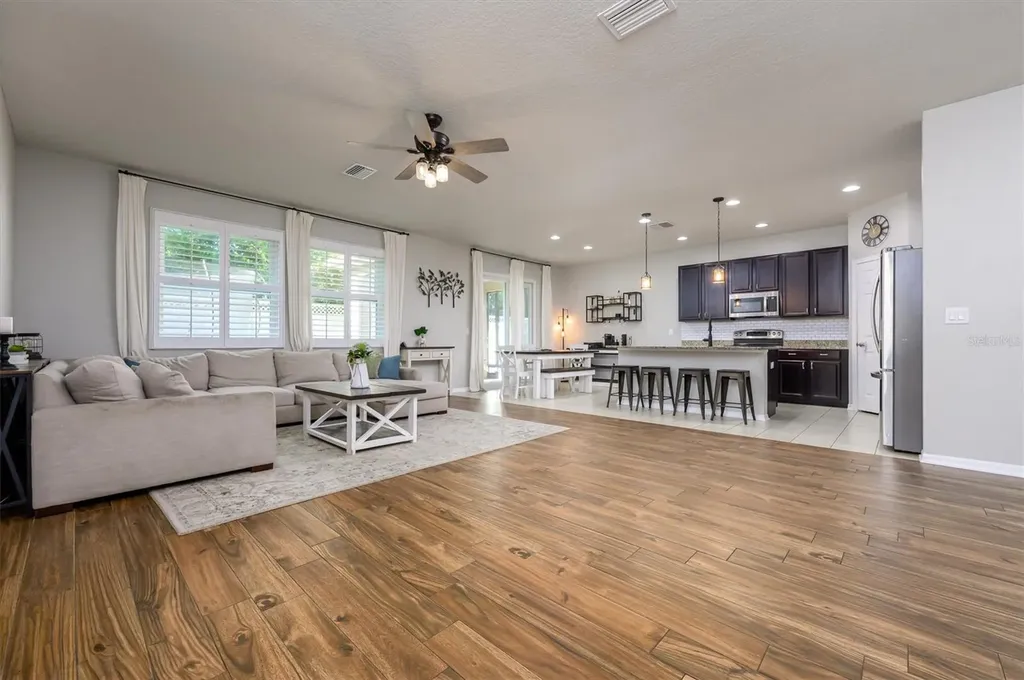 32698 Windelstraw Drive Wesley Chapel FL 33545
