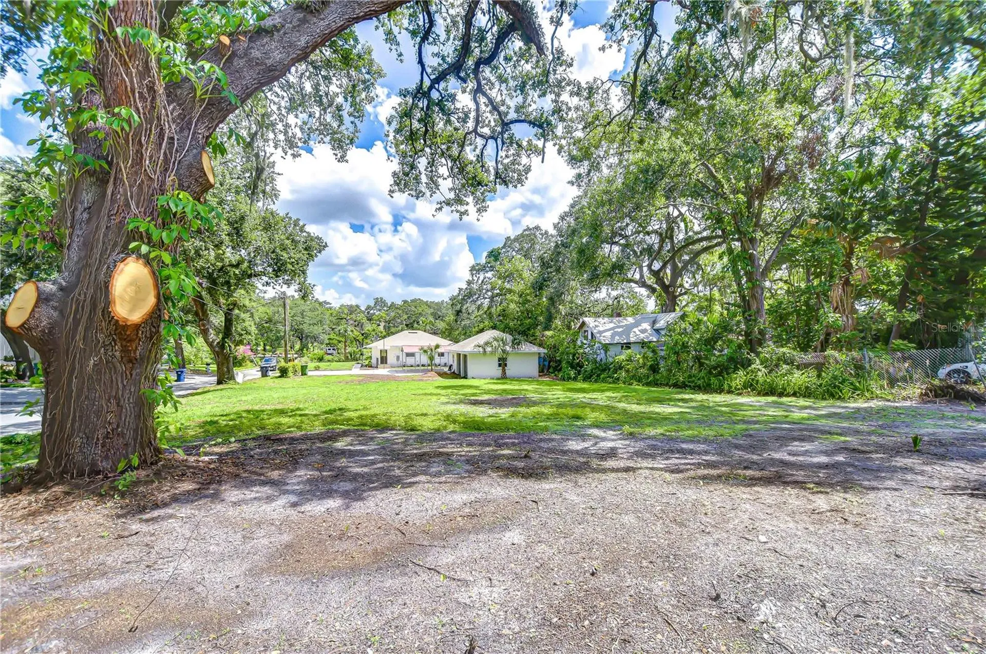 00 Stanley Tampa FL 33604
