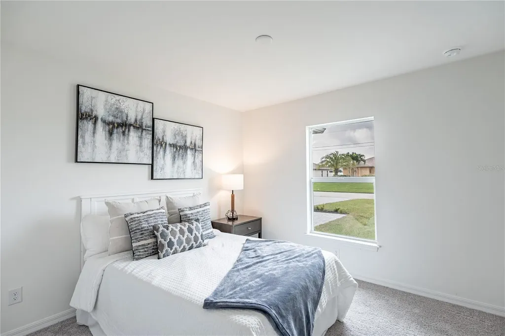 528 Sherbourne Street Port Charlotte FL 33954
