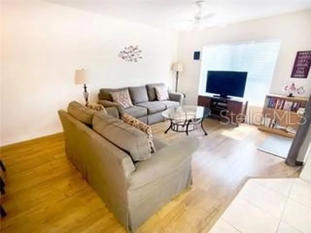 2890 Club Cortile Circle Kissimmee FL 34746