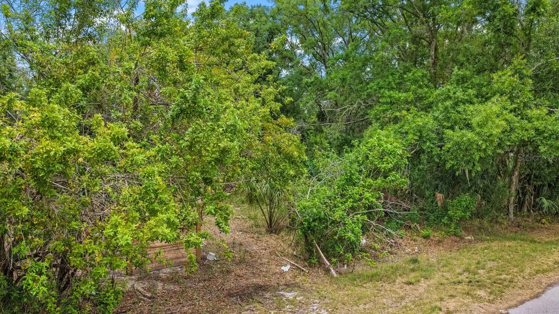 704 1st Avenue NE Ruskin FL 33570