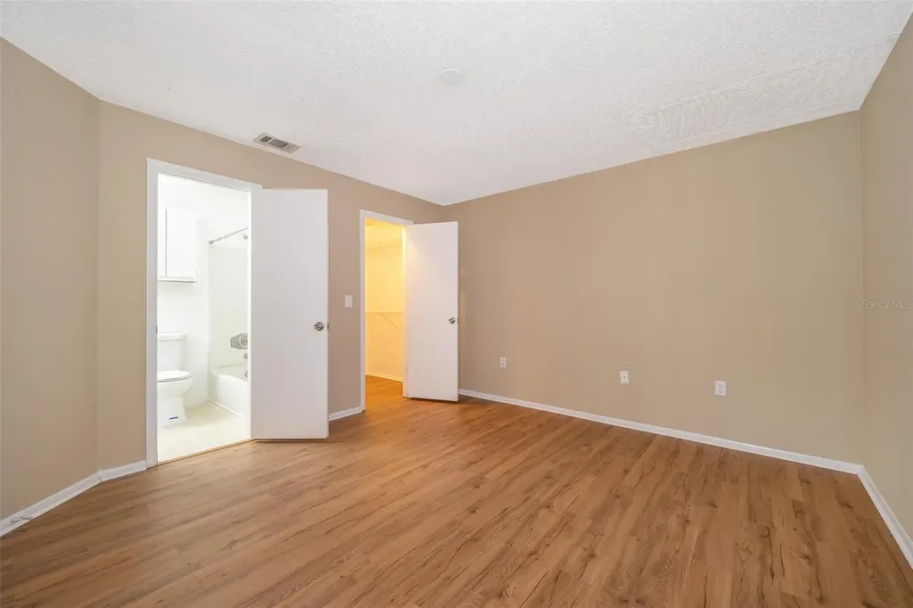 956 Salt Pond Place Altamonte Springs FL 32714