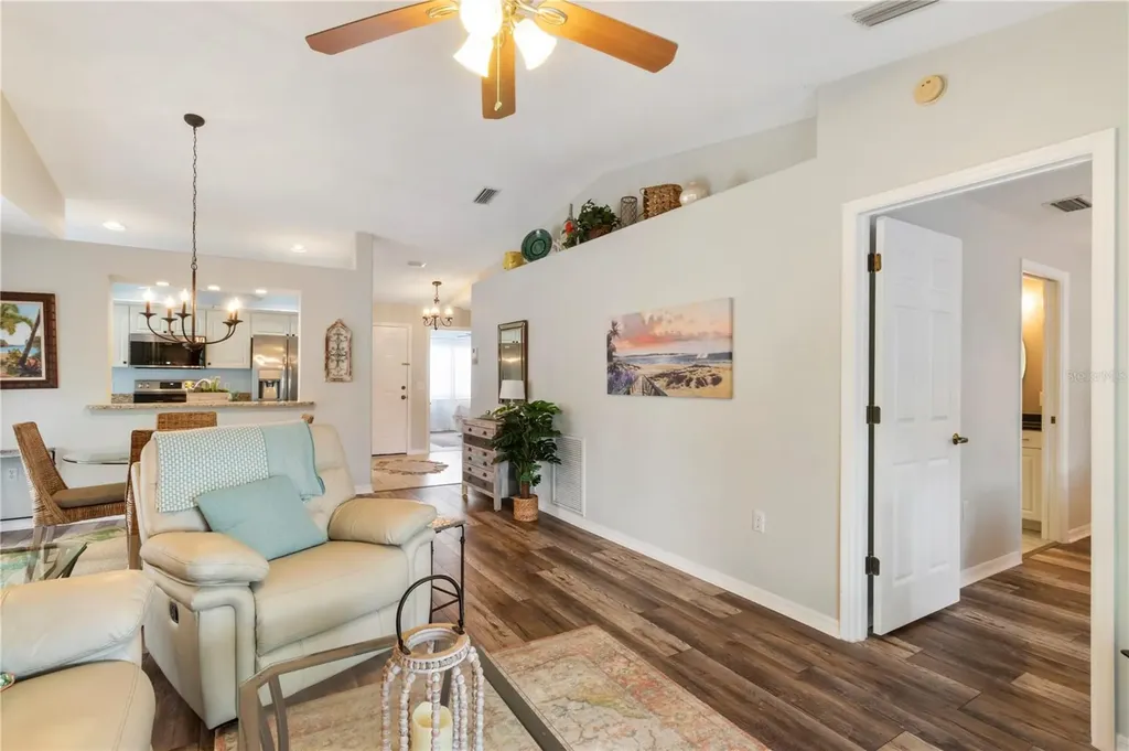 5674 Sheffield Greene Circle Sarasota FL 34235