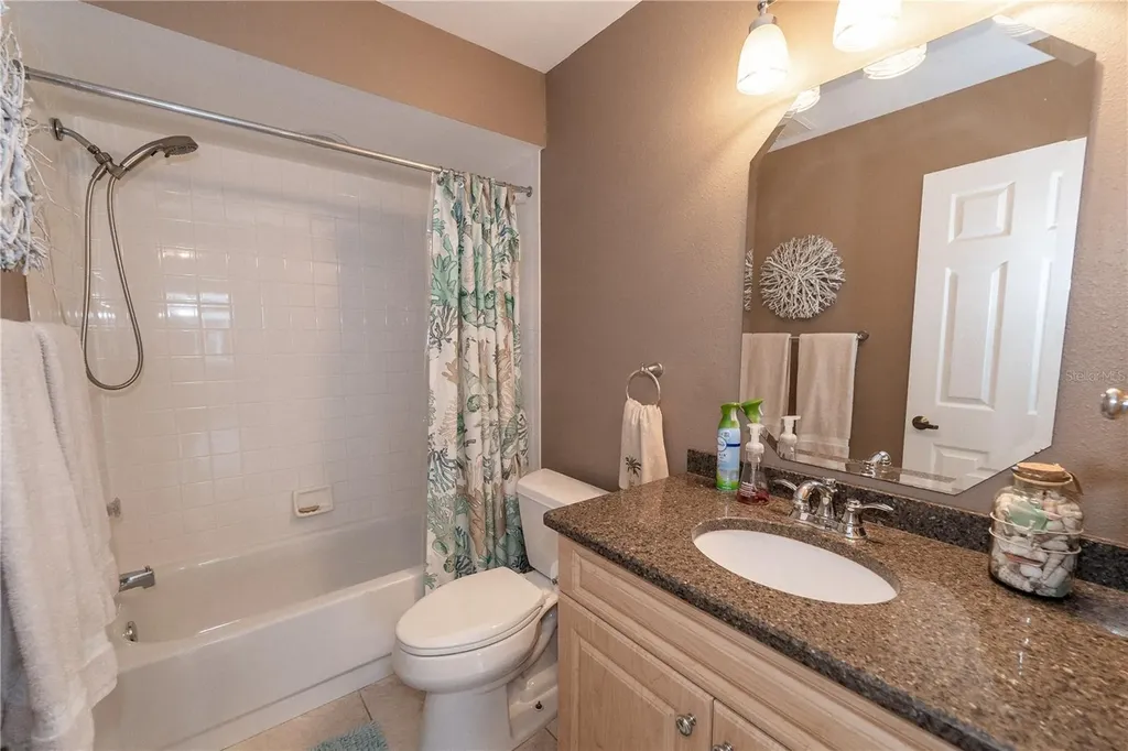 5674 Sheffield Greene Circle Sarasota FL 34235