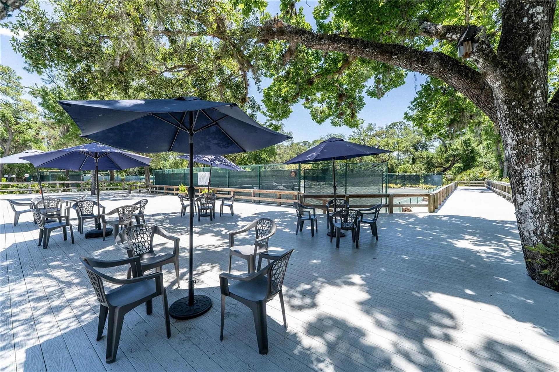 5674 Sheffield Greene Circle Sarasota FL 34235