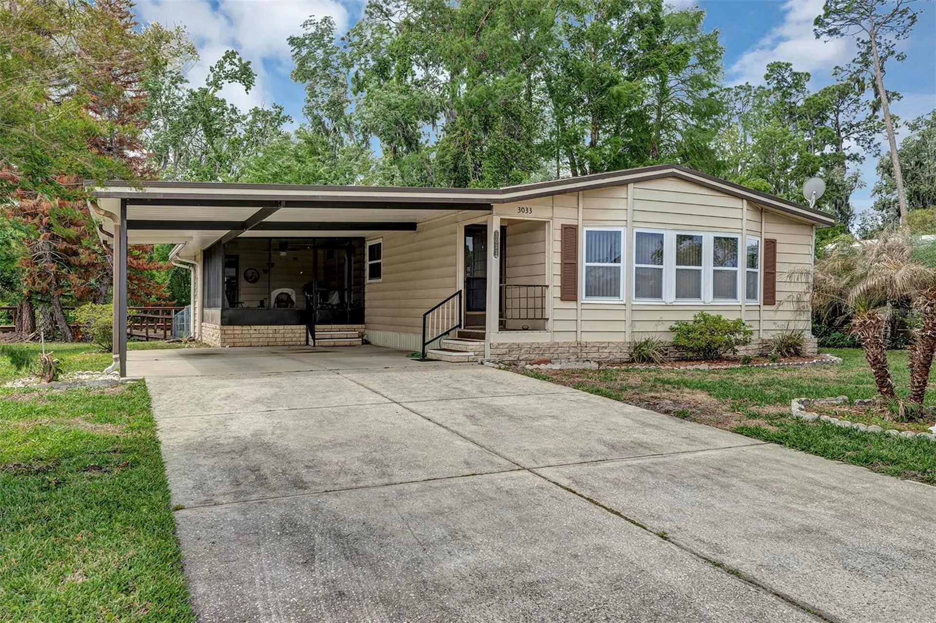 3033 Myakka River Road Tavares FL 32778
