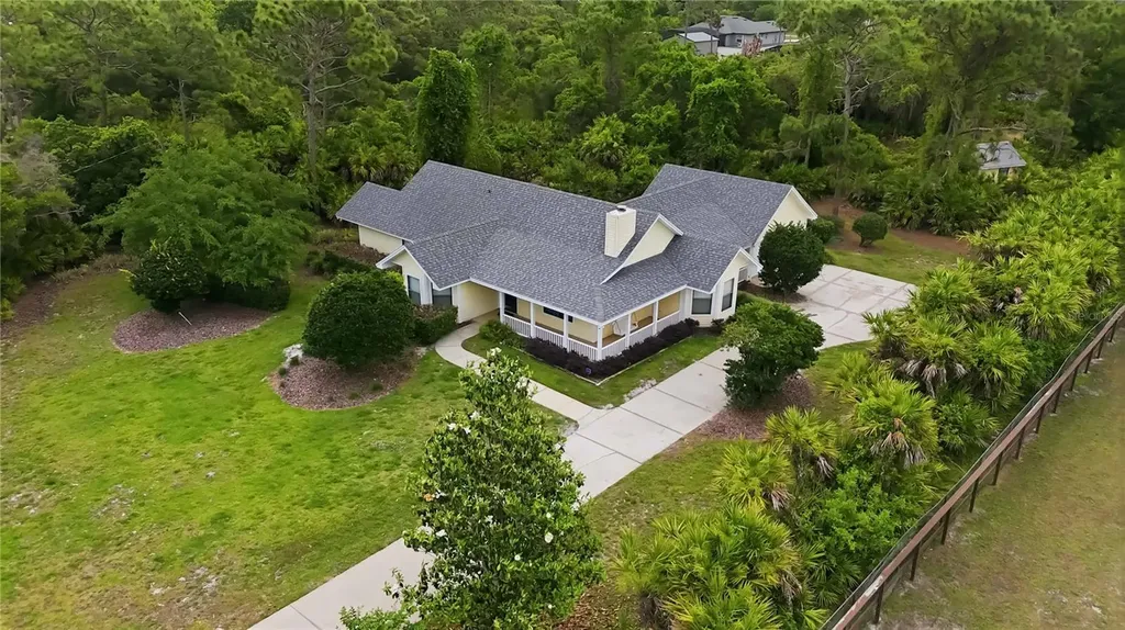 6928 Sawgrass Drive St Cloud FL 34771