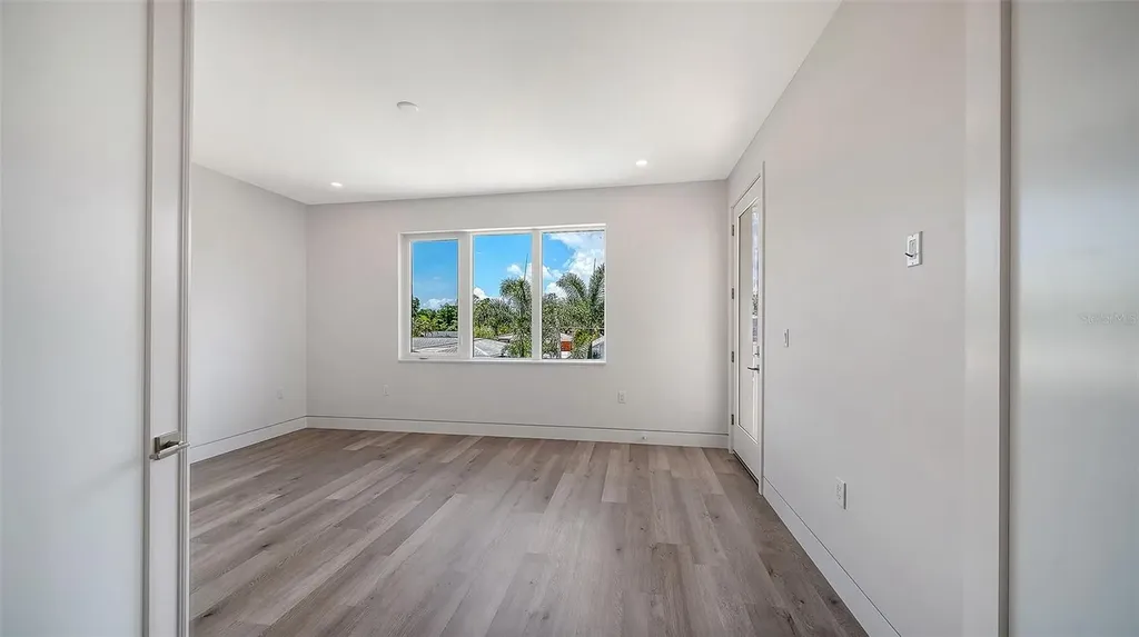 2225 Florinda Street Sarasota FL 34231