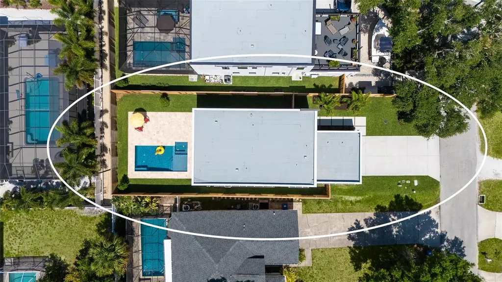 2225 Florinda Street Sarasota FL 34231