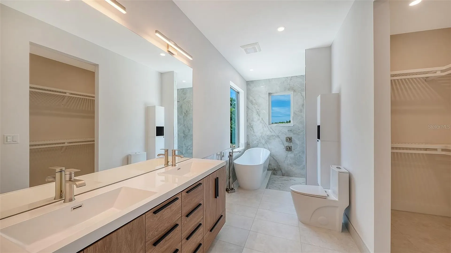 2225 Florinda Street Sarasota FL 34231