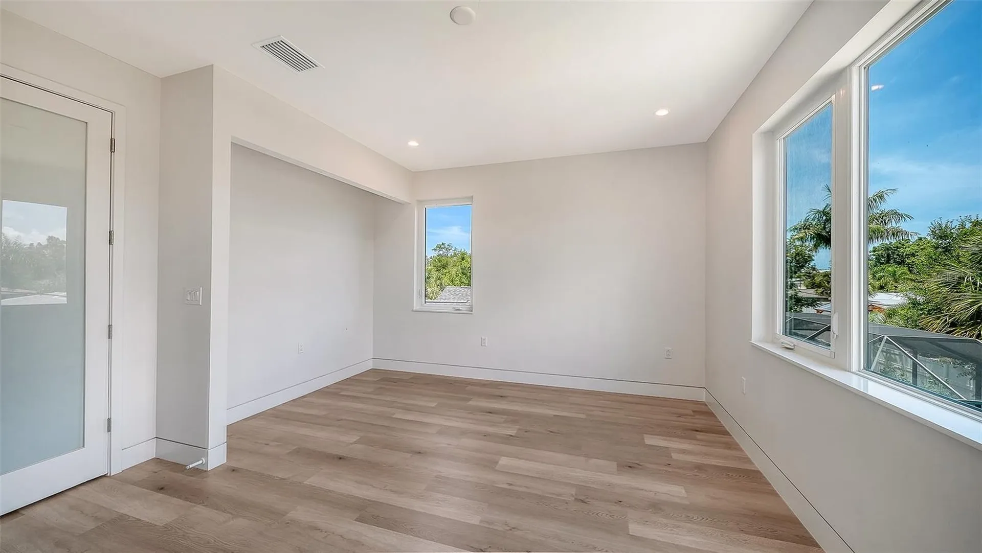 2225 Florinda Street Sarasota FL 34231