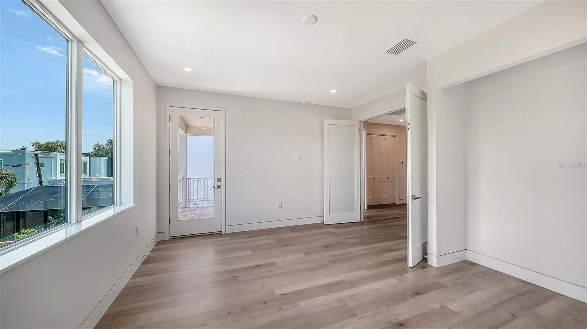 2225 Florinda Street Sarasota FL 34231