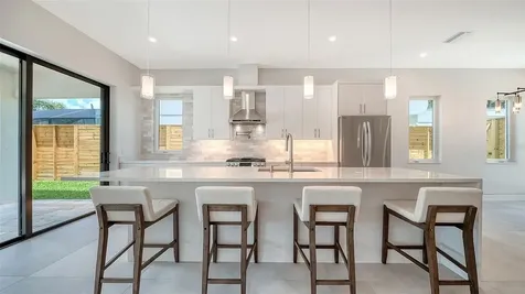 2225 Florinda Street Sarasota FL 34231