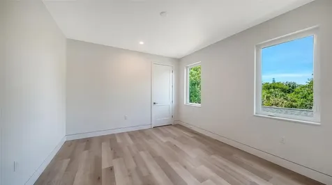 2225 Florinda Street Sarasota FL 34231