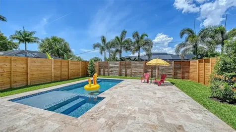 2225 Florinda Street Sarasota FL 34231