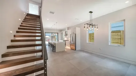 2225 Florinda Street Sarasota FL 34231