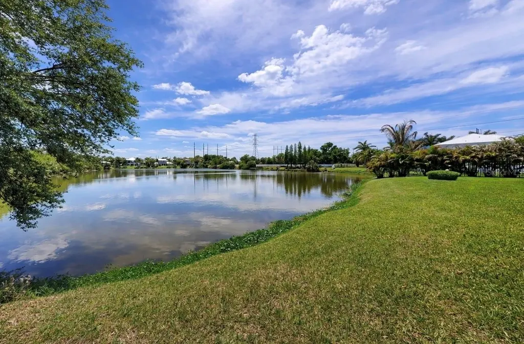 8013 Key West Conch Drive Riverview FL 33578