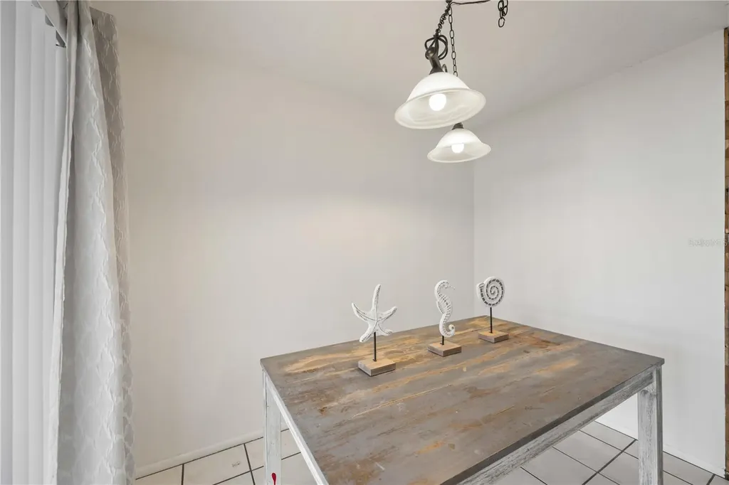 4925 Silk Oak Drive Sarasota FL 34232