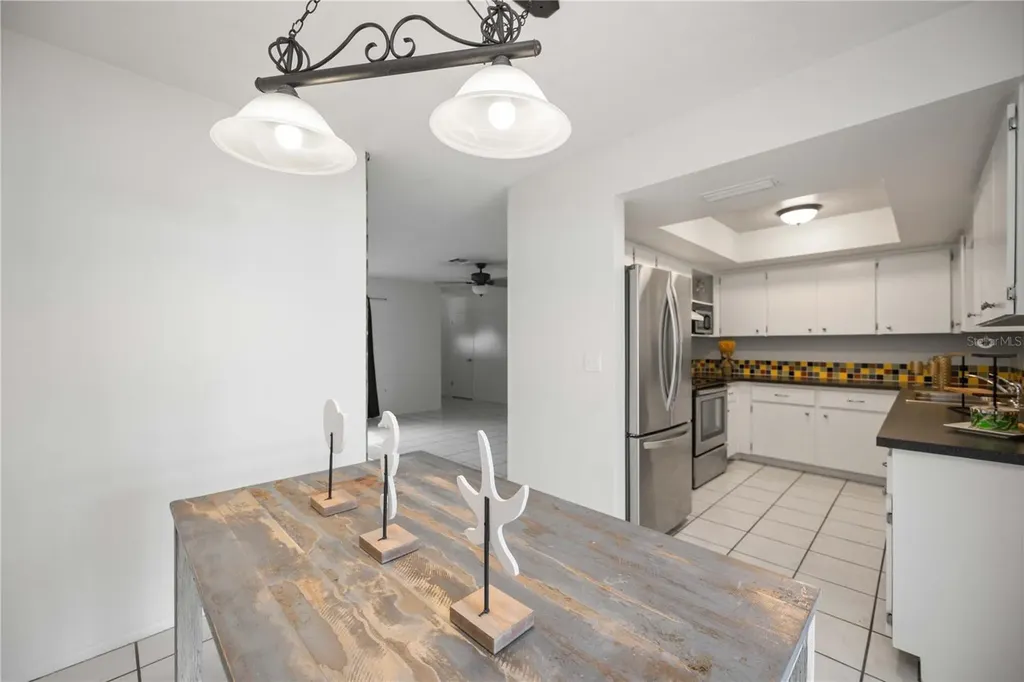 4925 Silk Oak Drive Sarasota FL 34232