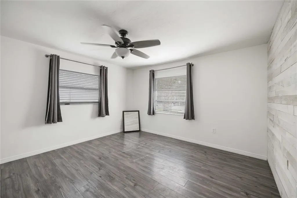 4925 Silk Oak Drive Sarasota FL 34232