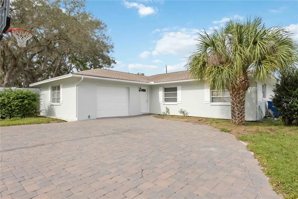 4925 Silk Oak Drive Sarasota FL 34232