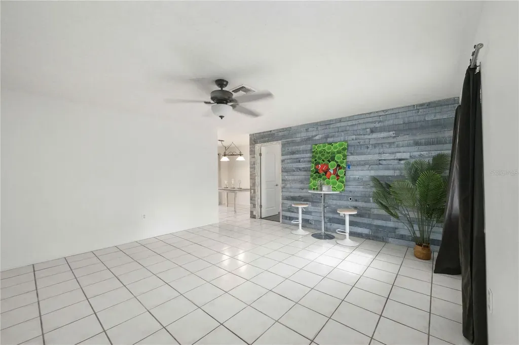 4925 Silk Oak Drive Sarasota FL 34232
