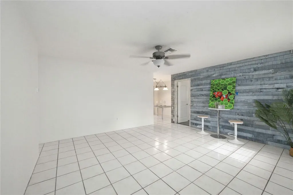 4925 Silk Oak Drive Sarasota FL 34232