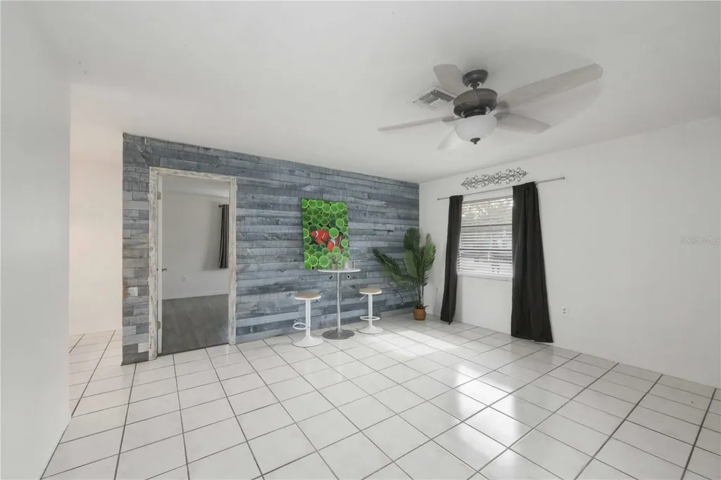 4925 Silk Oak Drive Sarasota FL 34232