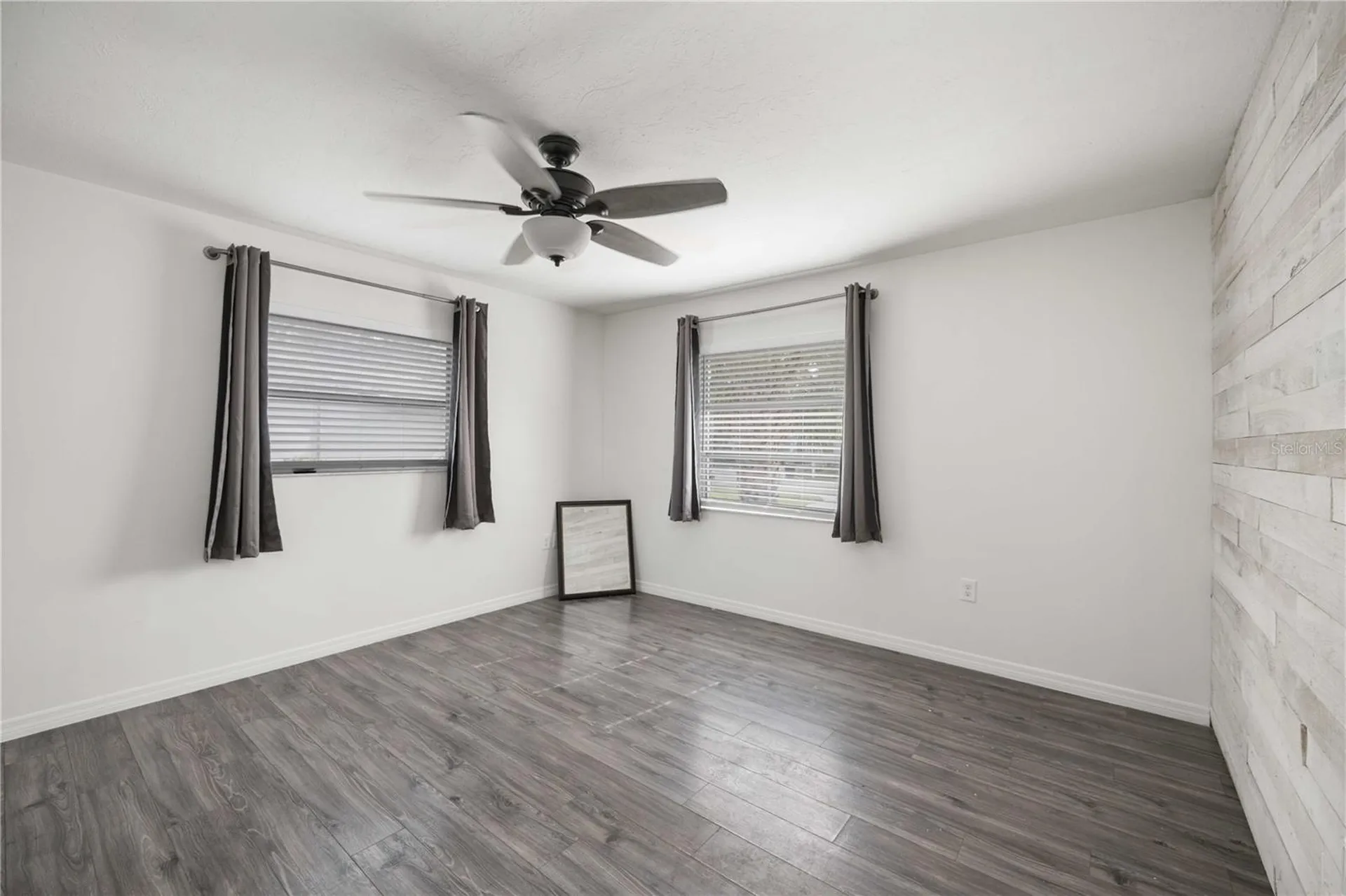 4925 Silk Oak Drive Sarasota FL 34232