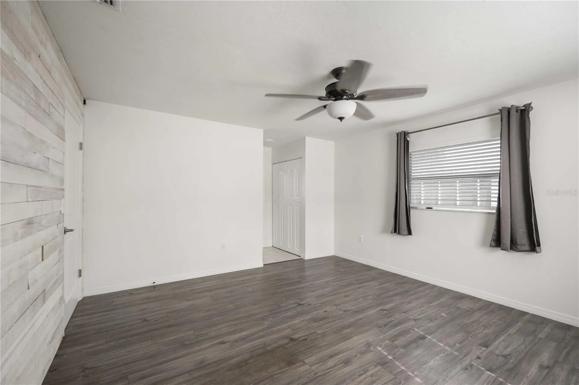 4925 Silk Oak Drive Sarasota FL 34232